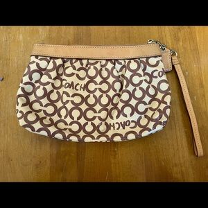 Wristlet